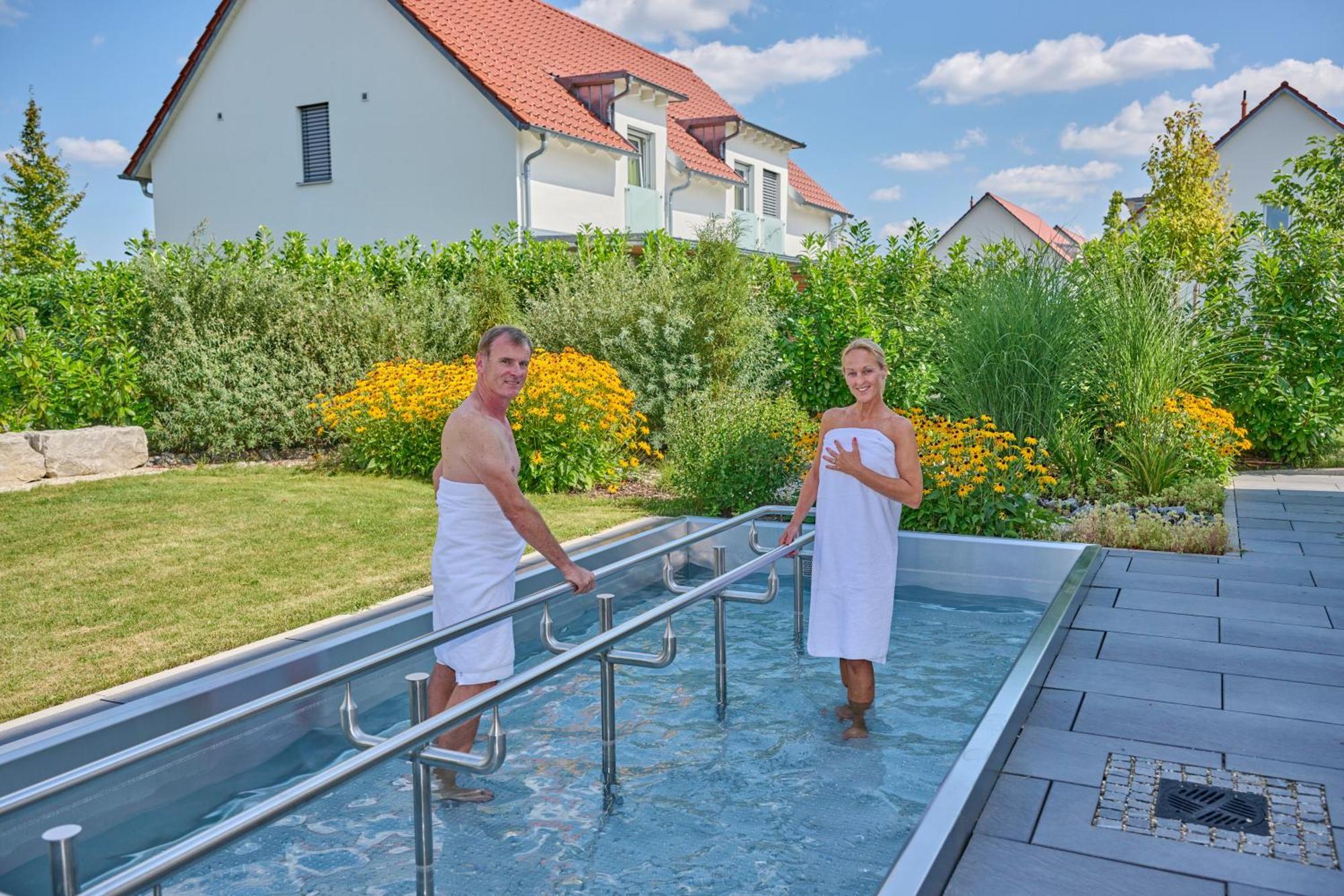 Bachhof Resort Hotel Kirchroth Exteriör bild